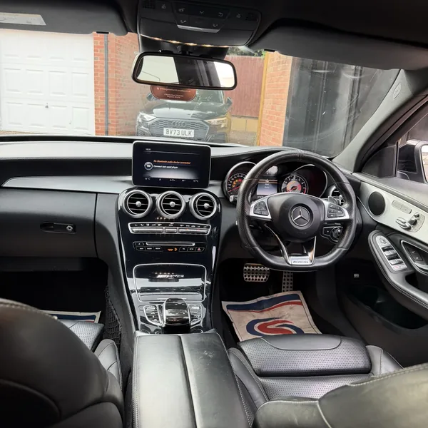 2015 Mercedes-Benz C63 AMG — photo 17