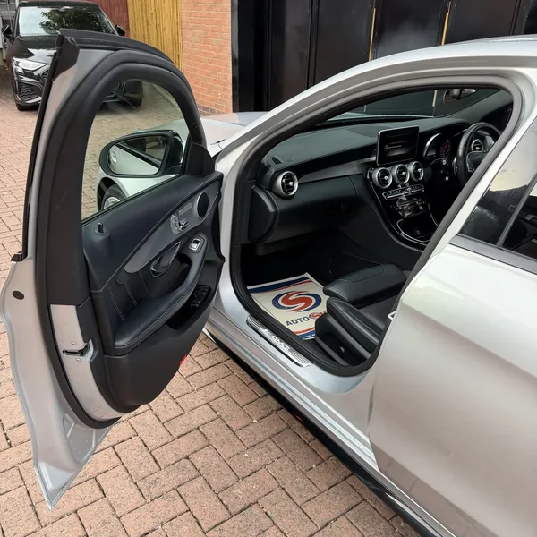 2015 Mercedes-Benz C63 AMG — photo 15