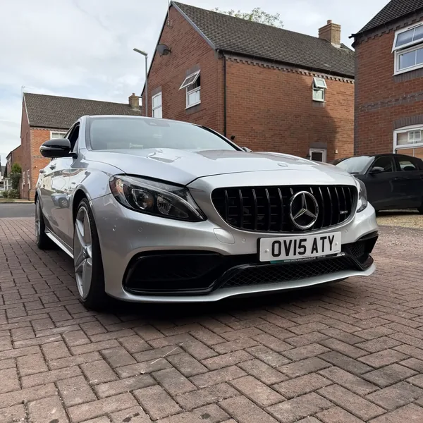 2015 Mercedes-Benz C63 AMG — photo 2