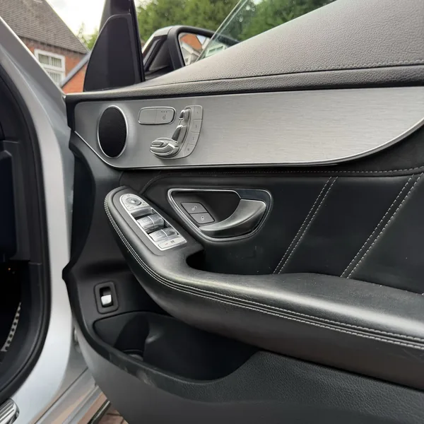 2015 Mercedes-Benz C63 AMG — photo 19