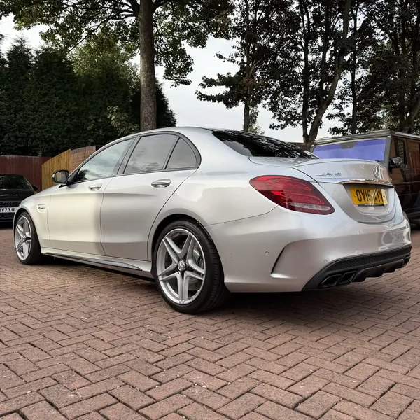 2015 Mercedes-Benz C63 AMG — photo 4